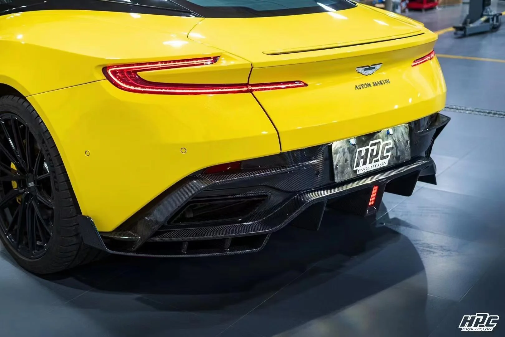 Aston Martin DB11 Paktechz Full Dry Carbon Aerodynamics kit - Image 18