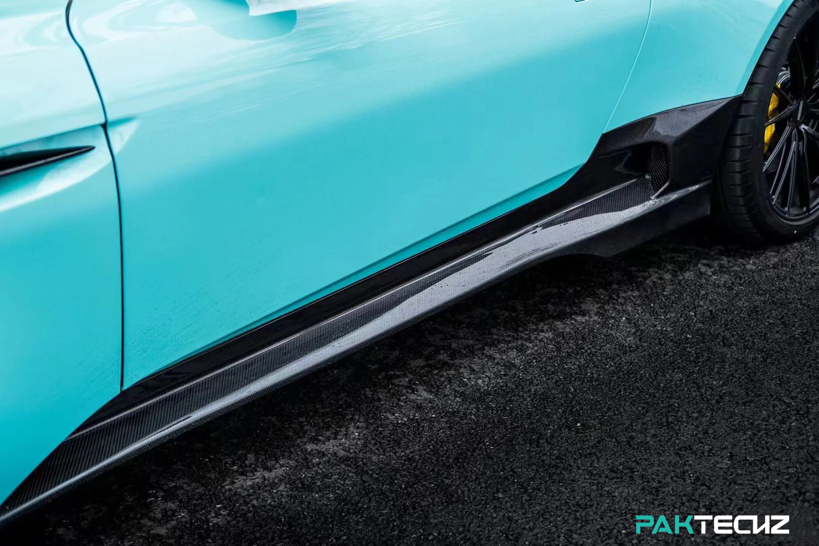 Aston Martin DB11 Paktechz Full Dry Carbon Aerodynamics kit - Image 8