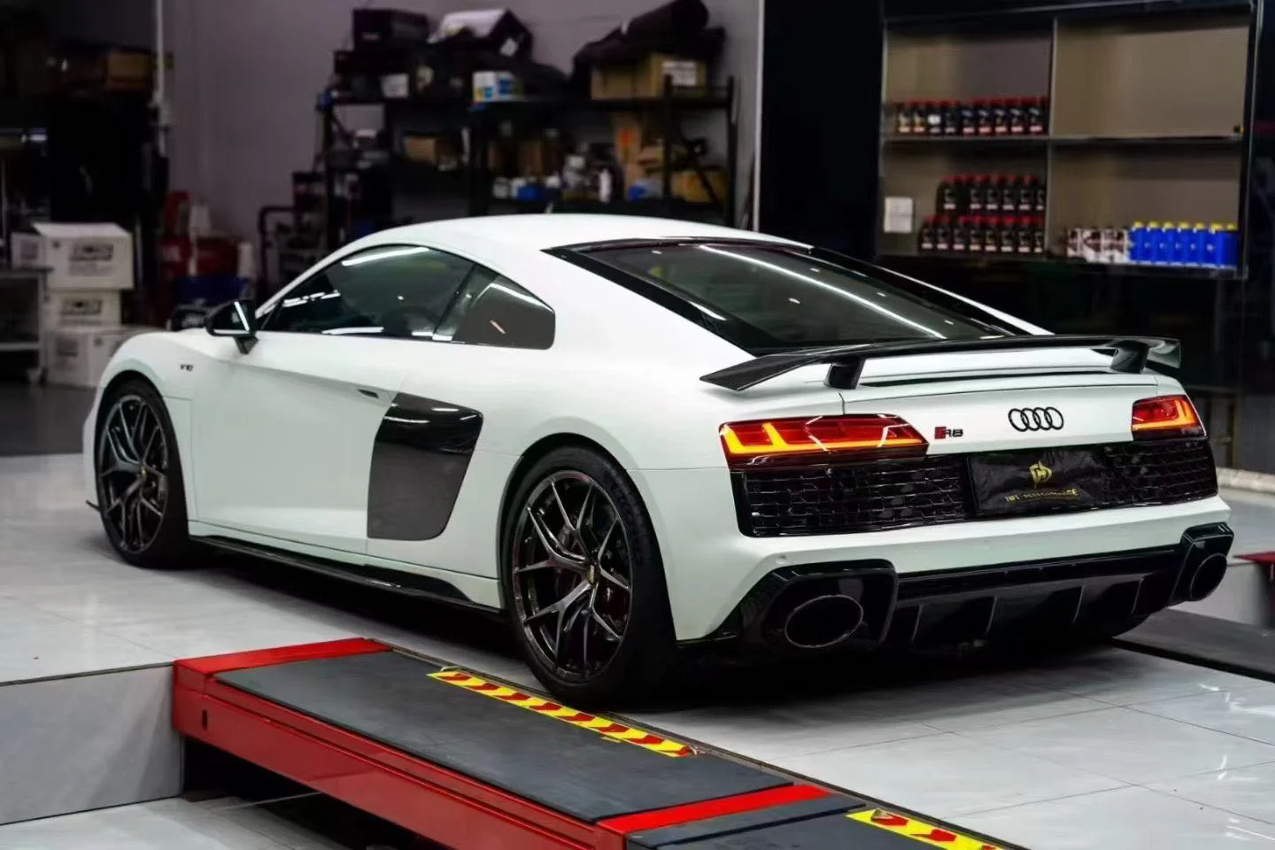 Audi R8 Gen 2 2016–2018 Pre-Facelift Upgrade to 2019–2024 Facelift Conversion Kit - Image 9