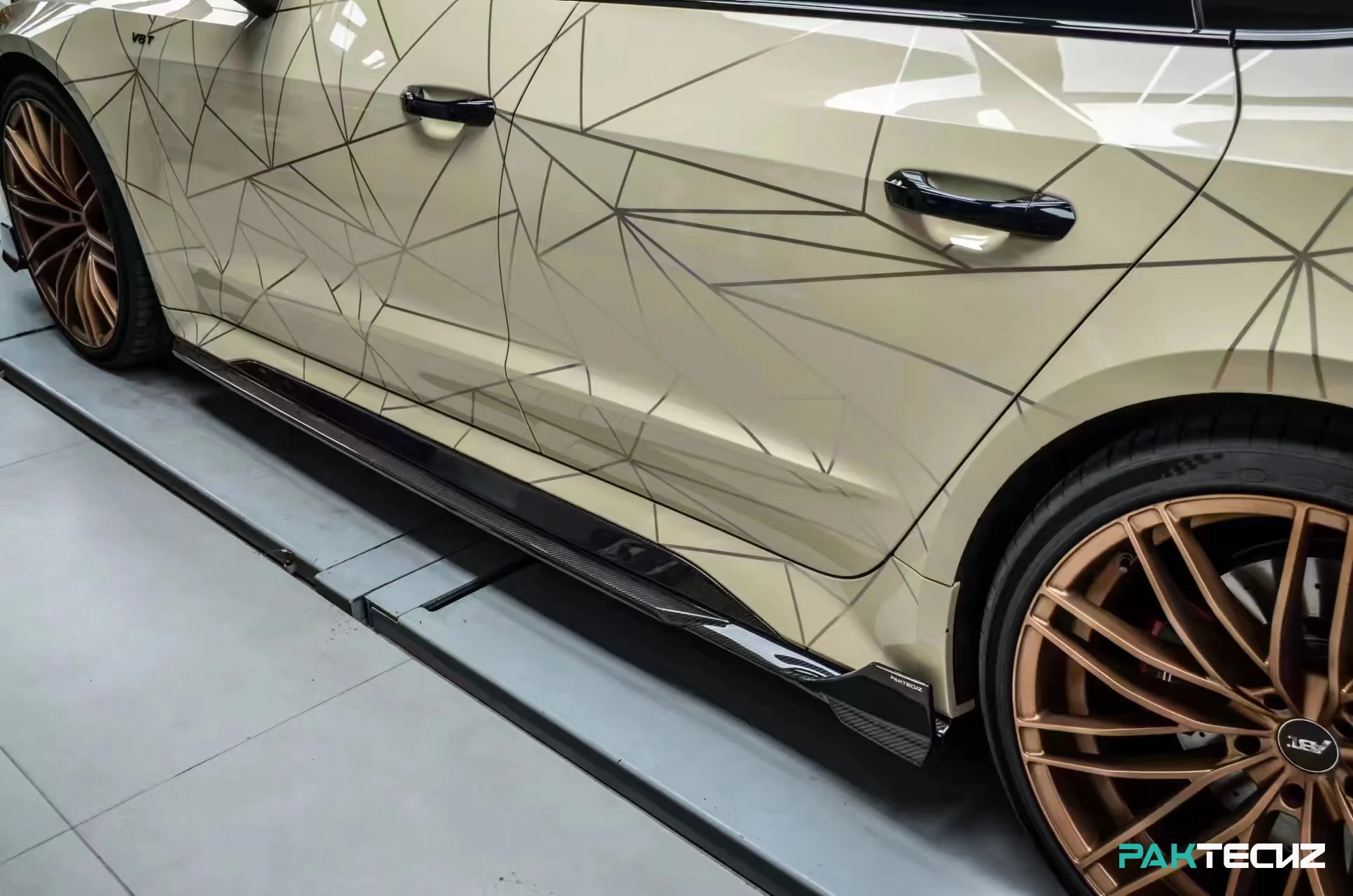 Audi RS7 C8 Paktechz Full Dry Carbon Aerodynamics kit - Image 13