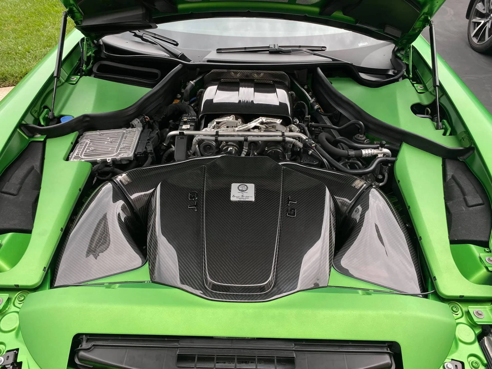 CMST Carbon Fiber Engine Cover for Mercedes Benz AMG GT & GTS & GTC & GTR 2015-ON - Image 8