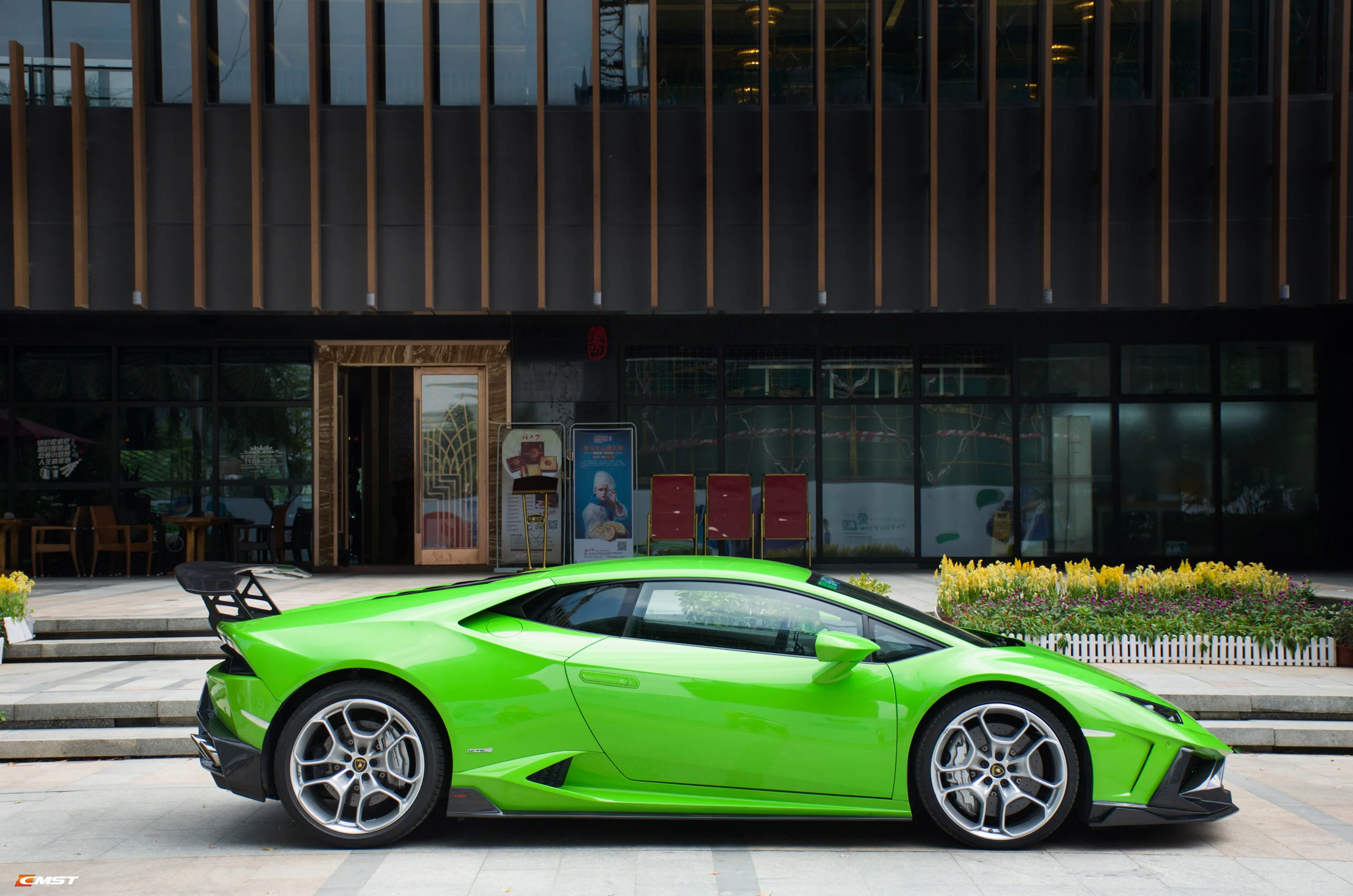 CMST Carbon Fiber Full Body Kit for Lamborghini Huracán LP580/LP610 14-18 - Image 13