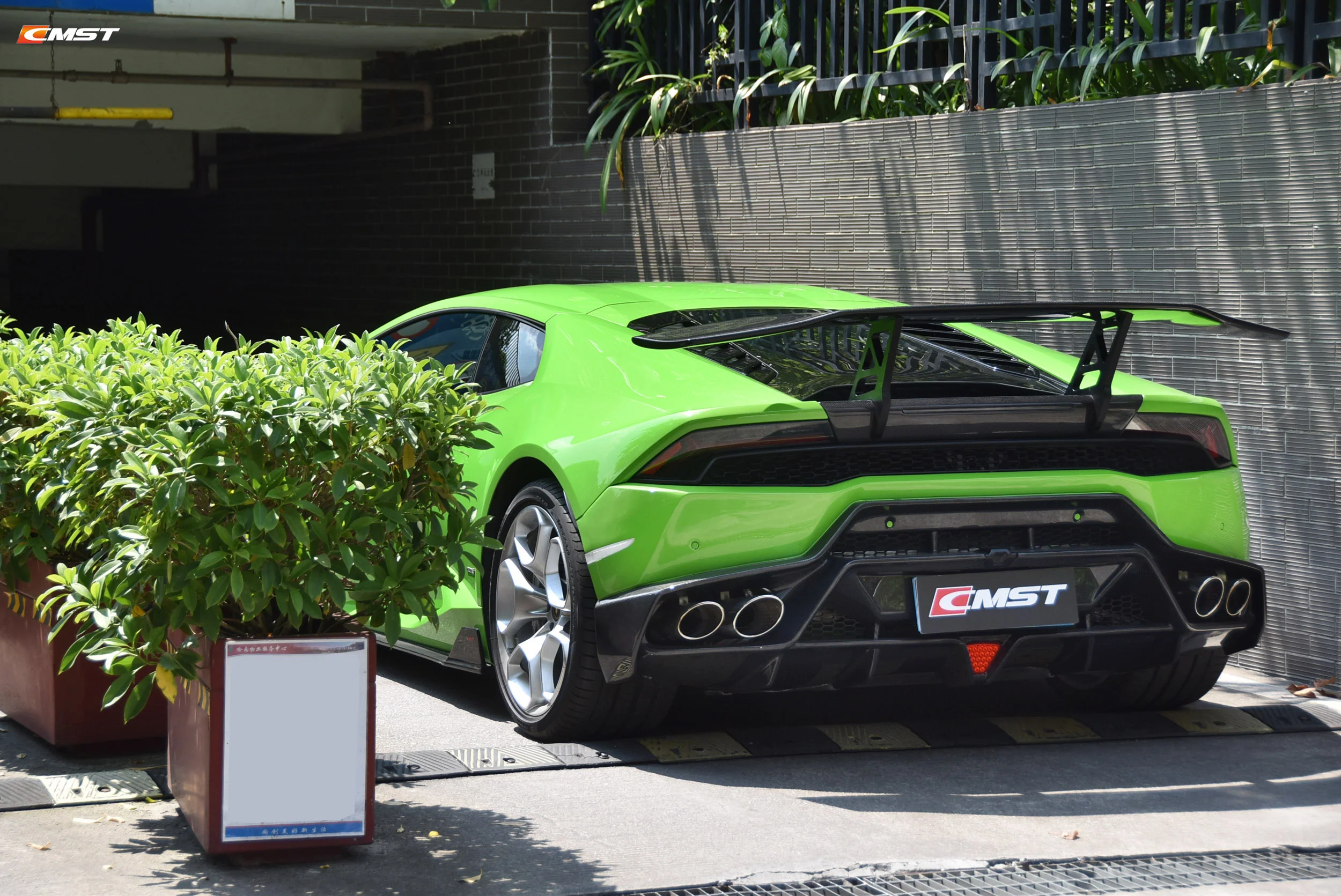 CMST Carbon Fiber Full Body Kit for Lamborghini Huracán LP580/LP610 14-18 - Image 3