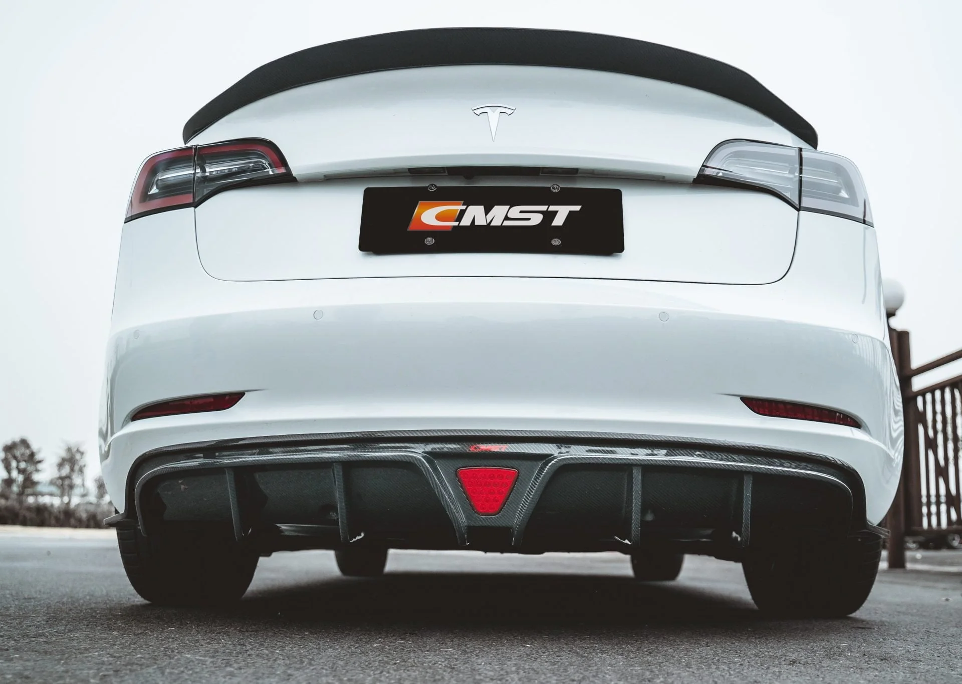 CMST Carbon Fiber Full Body Kit Style C for Tesla Model 3 - Image 5