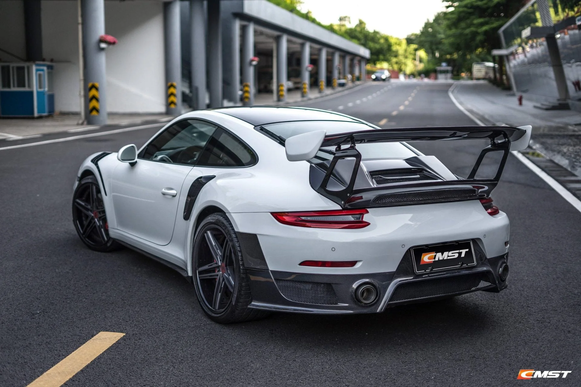 CMST Carbon Fiber Rear Bumper & Diffuser for Porsche 991.1 991.2 GT2RS (2012-2018) - Image 11
