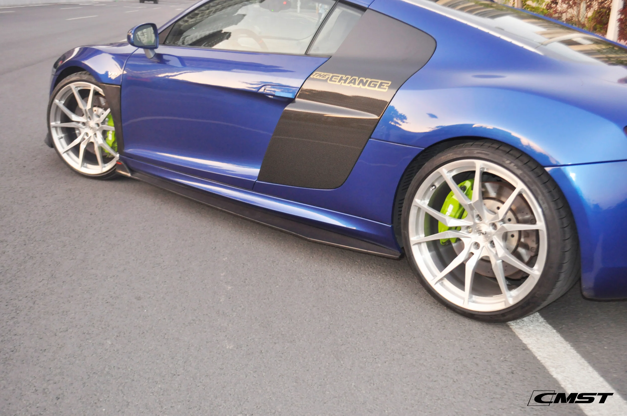 CMST Carbon Fiber Side Blades for Audi R8 (2008-2015) - Image 5