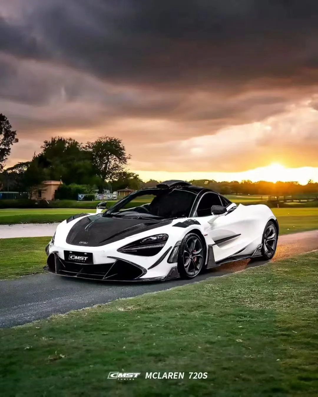 CMST McLaren 720s Full Dry Carbon Kit - Image 46