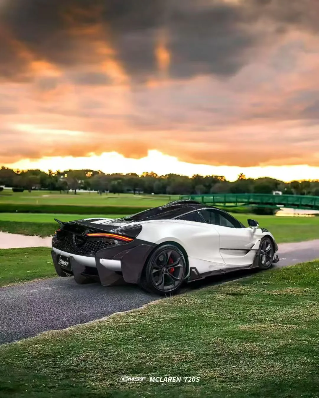 CMST McLaren 720s Full Dry Carbon Kit - Image 47