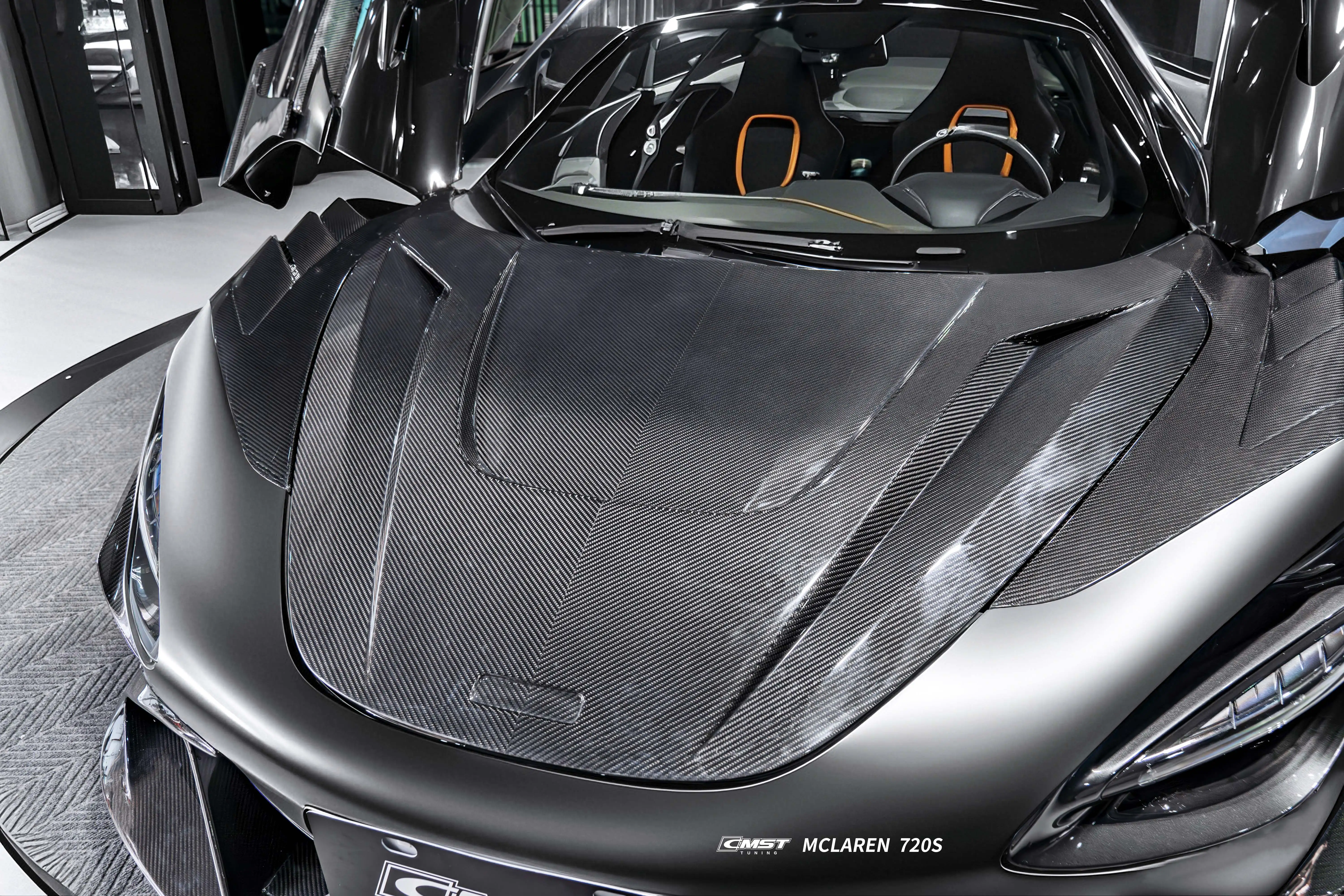 CMST McLaren 720s Dry Carbon Bonnet - Image 7
