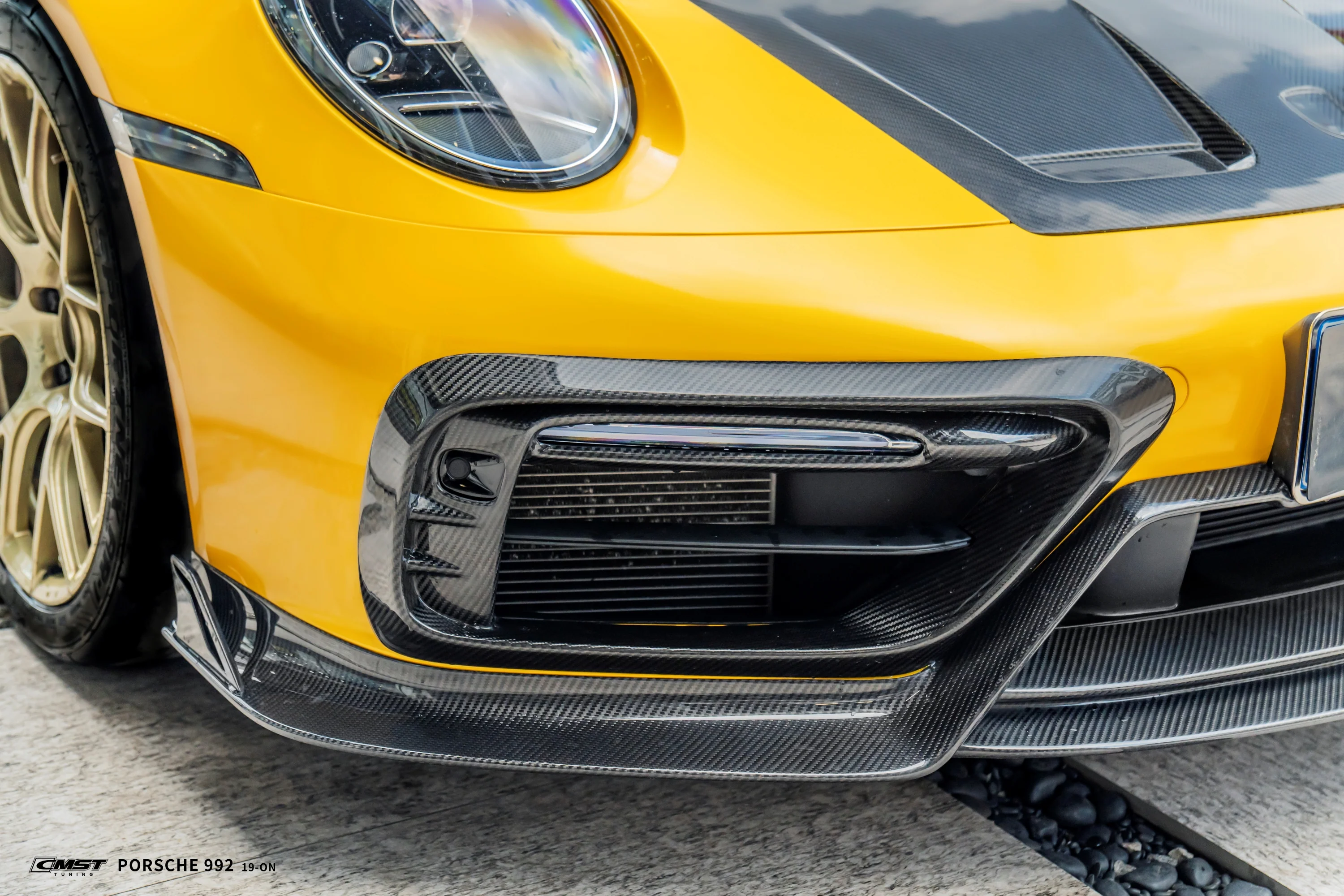 CMST Porsche 911 (992) 2019+ Dry Carbon Full Bodykit - Image 11