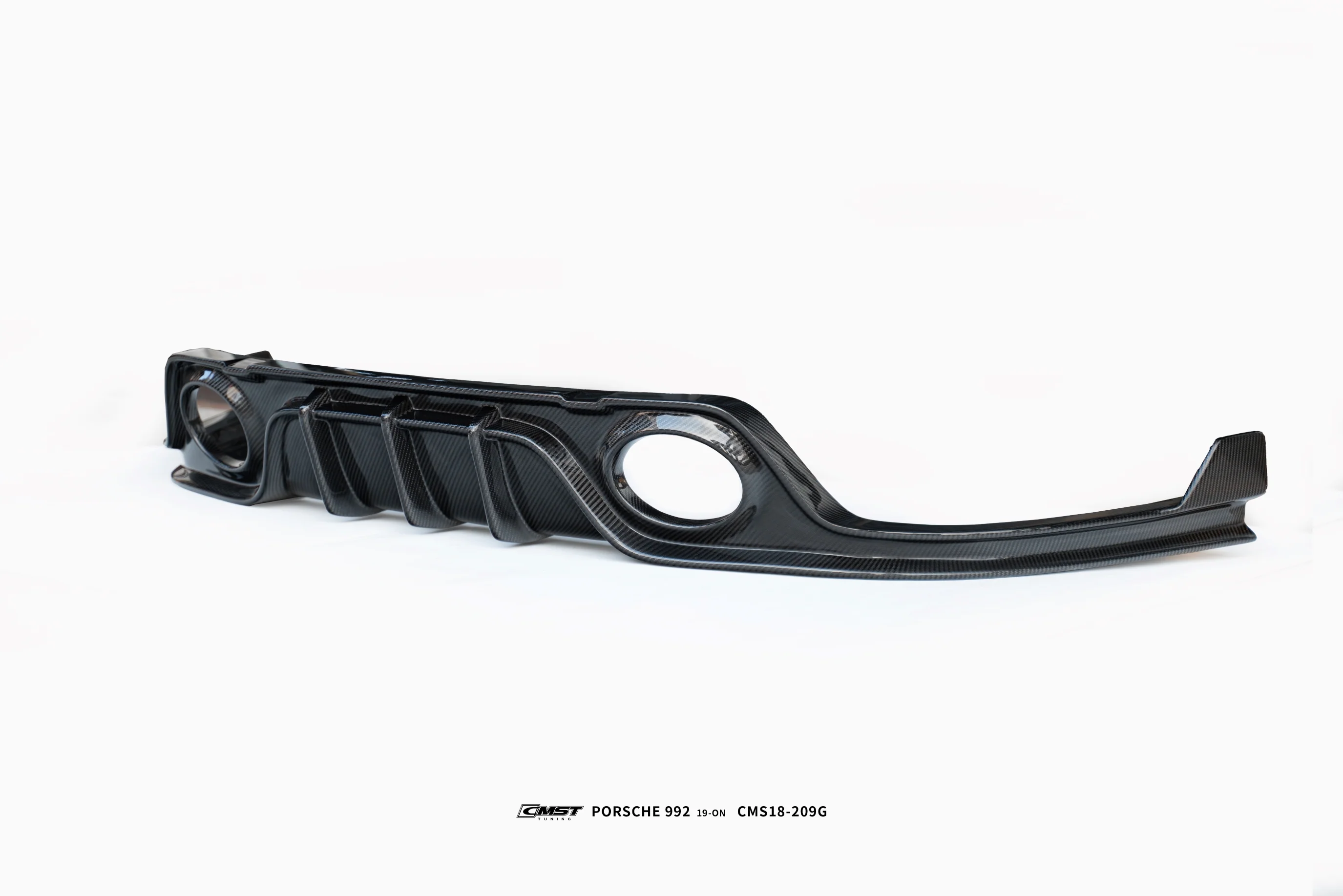 CMST Porsche 911 (992) 2019+ Dry Carbon Full Bodykit - Image 25
