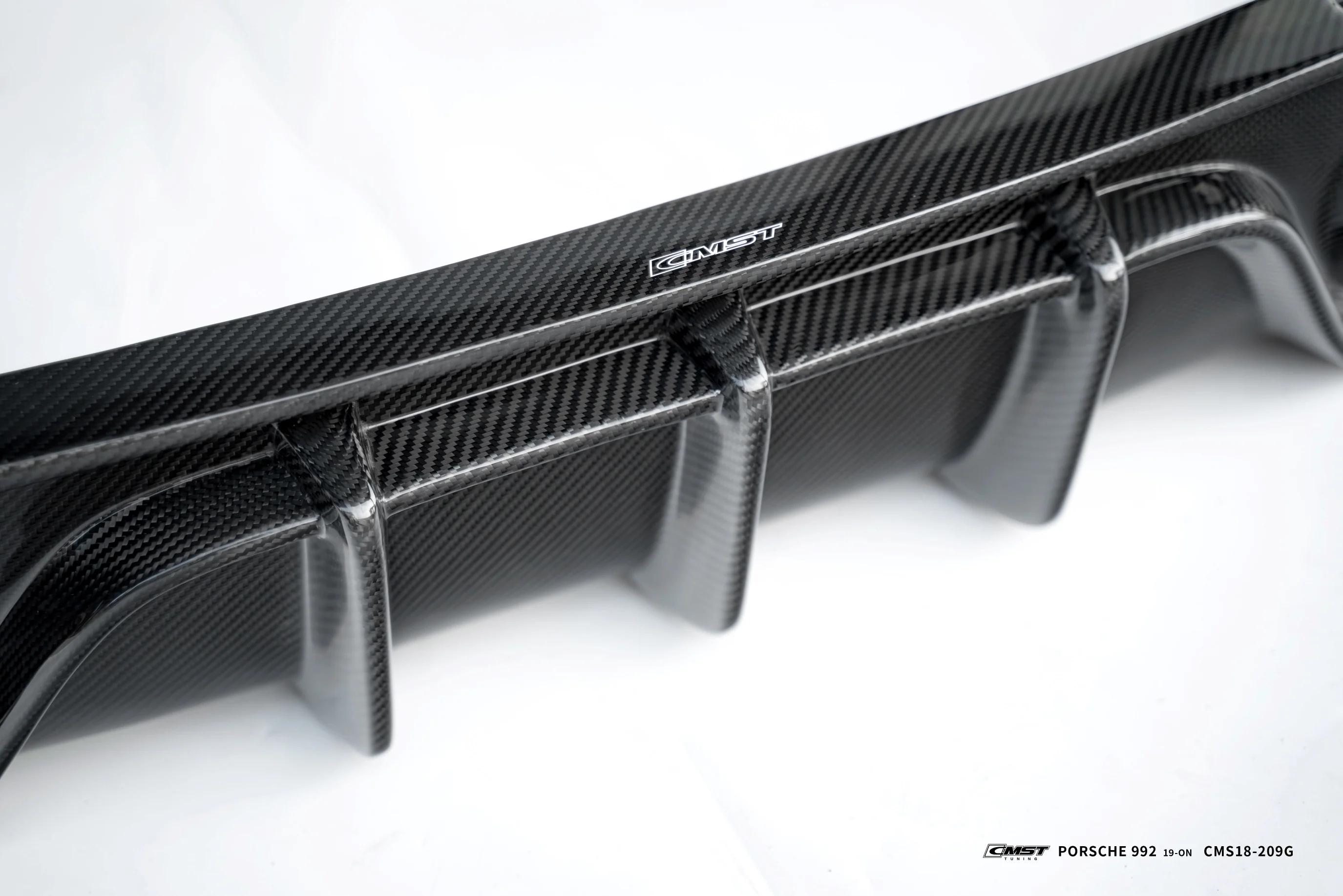 CMST Porsche 911 (992) 2019+ Dry Carbon Full Bodykit - Image 28