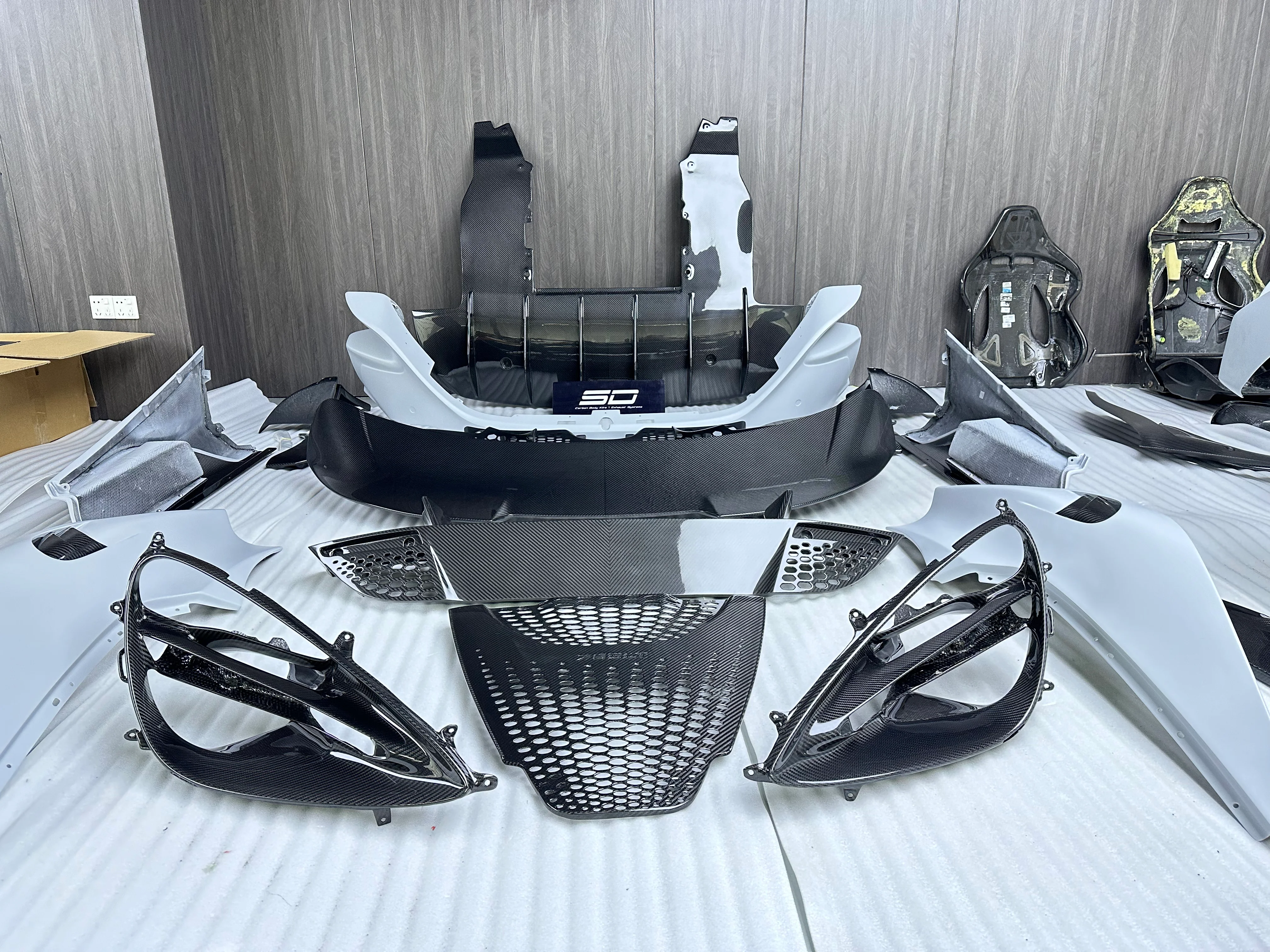 SD Dry Carbon Fibre Conversion Full Body Kit for McLaren 720S to 765LT - Image 20