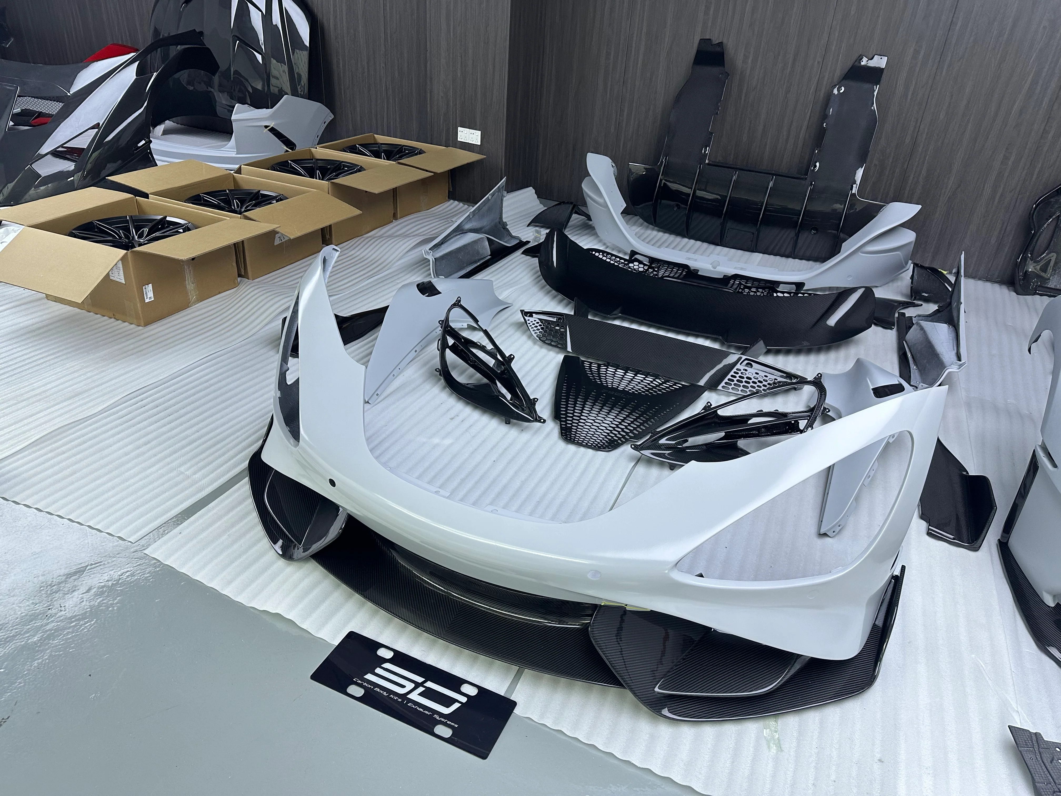 SD Dry Carbon Fibre Conversion Full Body Kit for McLaren 720S to 765LT - Image 25