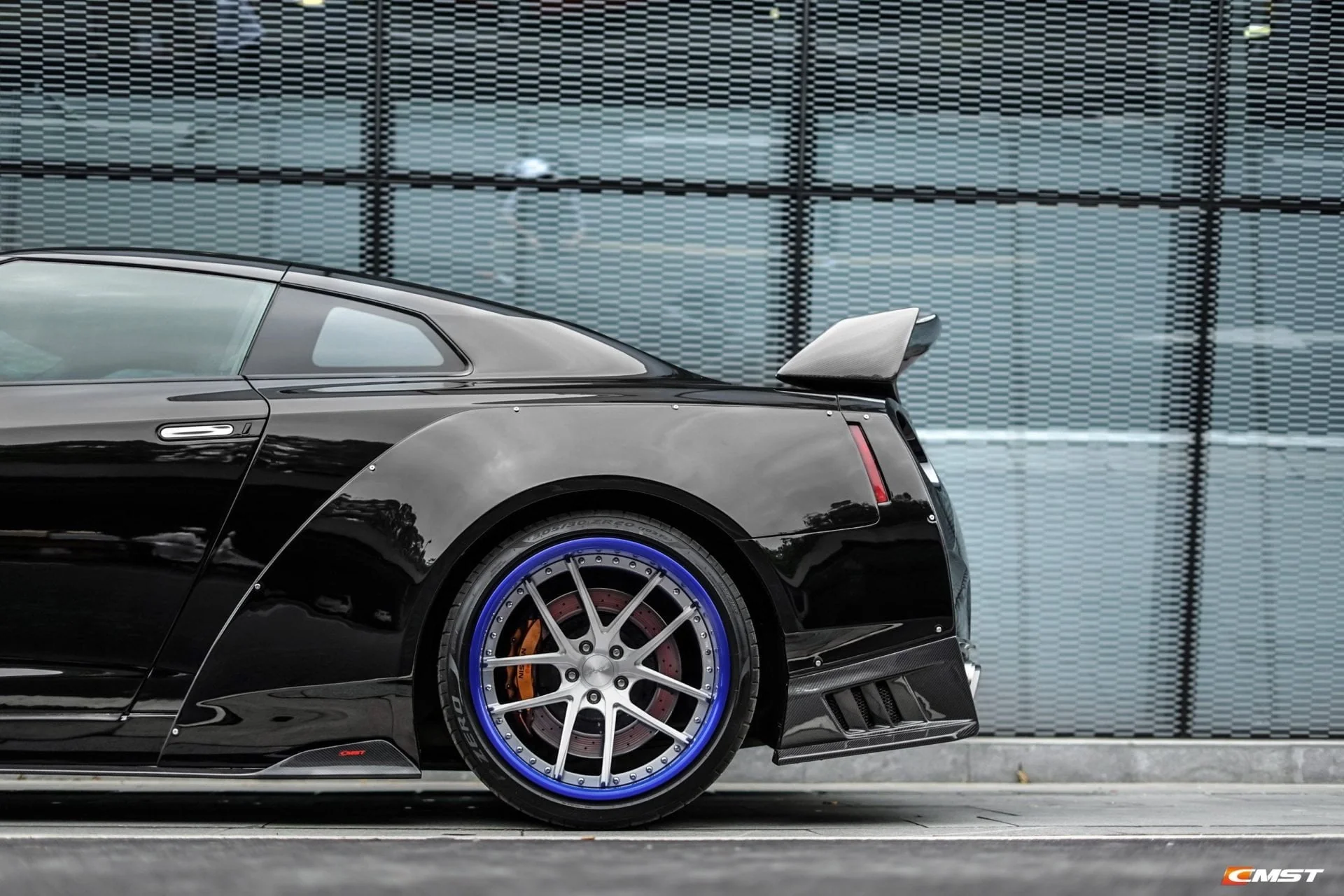CMST Tuning  Facelift Conversion Partial Carbon Fiber Full Body Kit for Nissan GTR GT-R R35 2008-2016 - Image 11