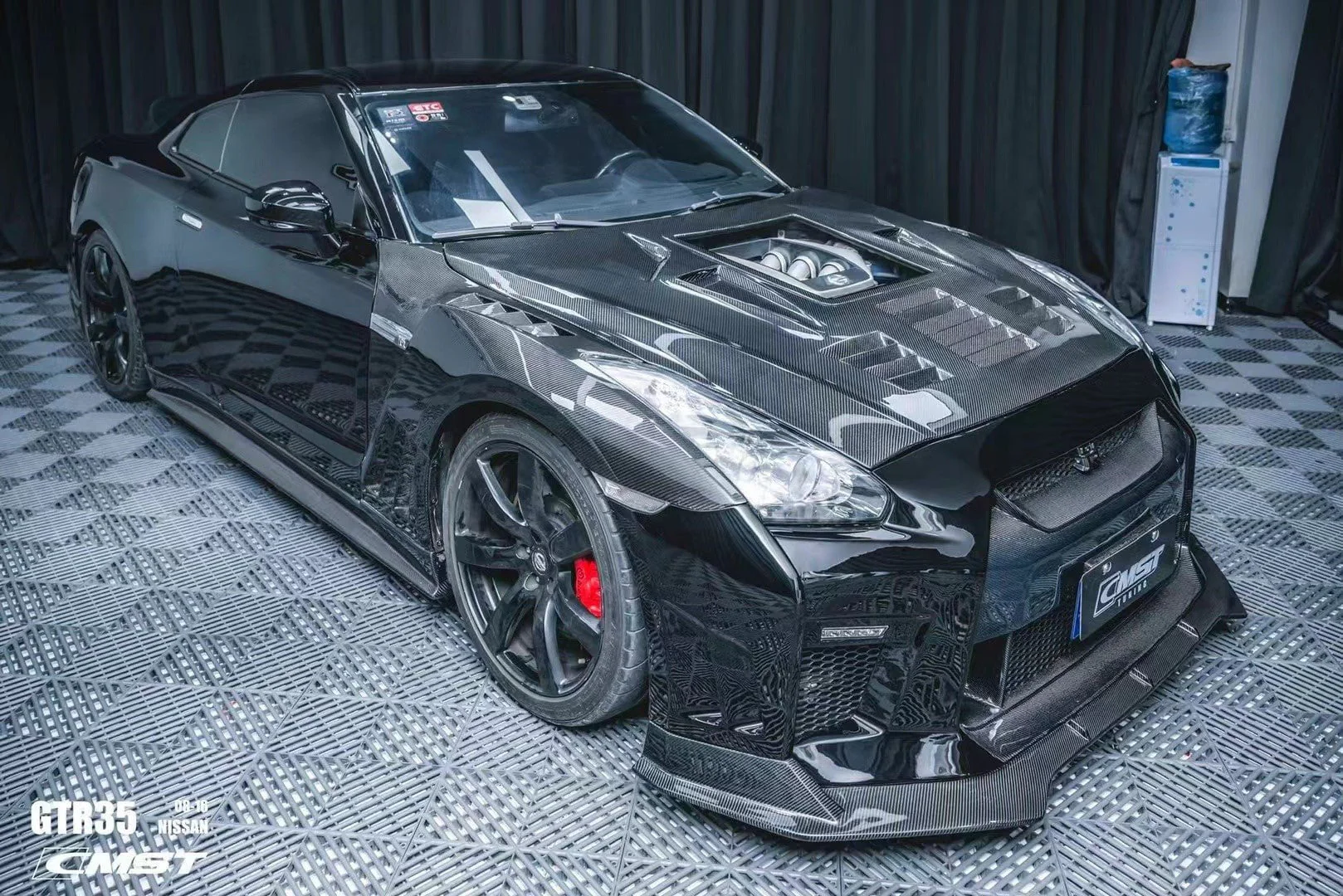 CMST Tuning Pre-preg Carbon Fiber Front Fenders for Nissan GTR GT-R R35 2008-2022 (Pair) - Image 5