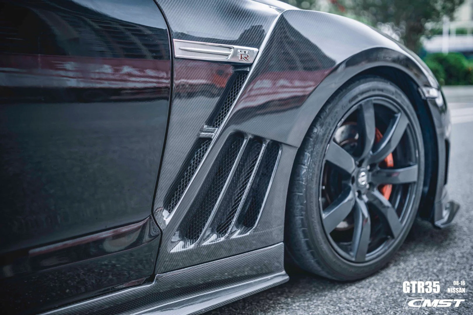 CMST Tuning Pre-preg Carbon Fiber Front Fenders for Nissan GTR GT-R R35 2008-2022 (Pair) - Image 7