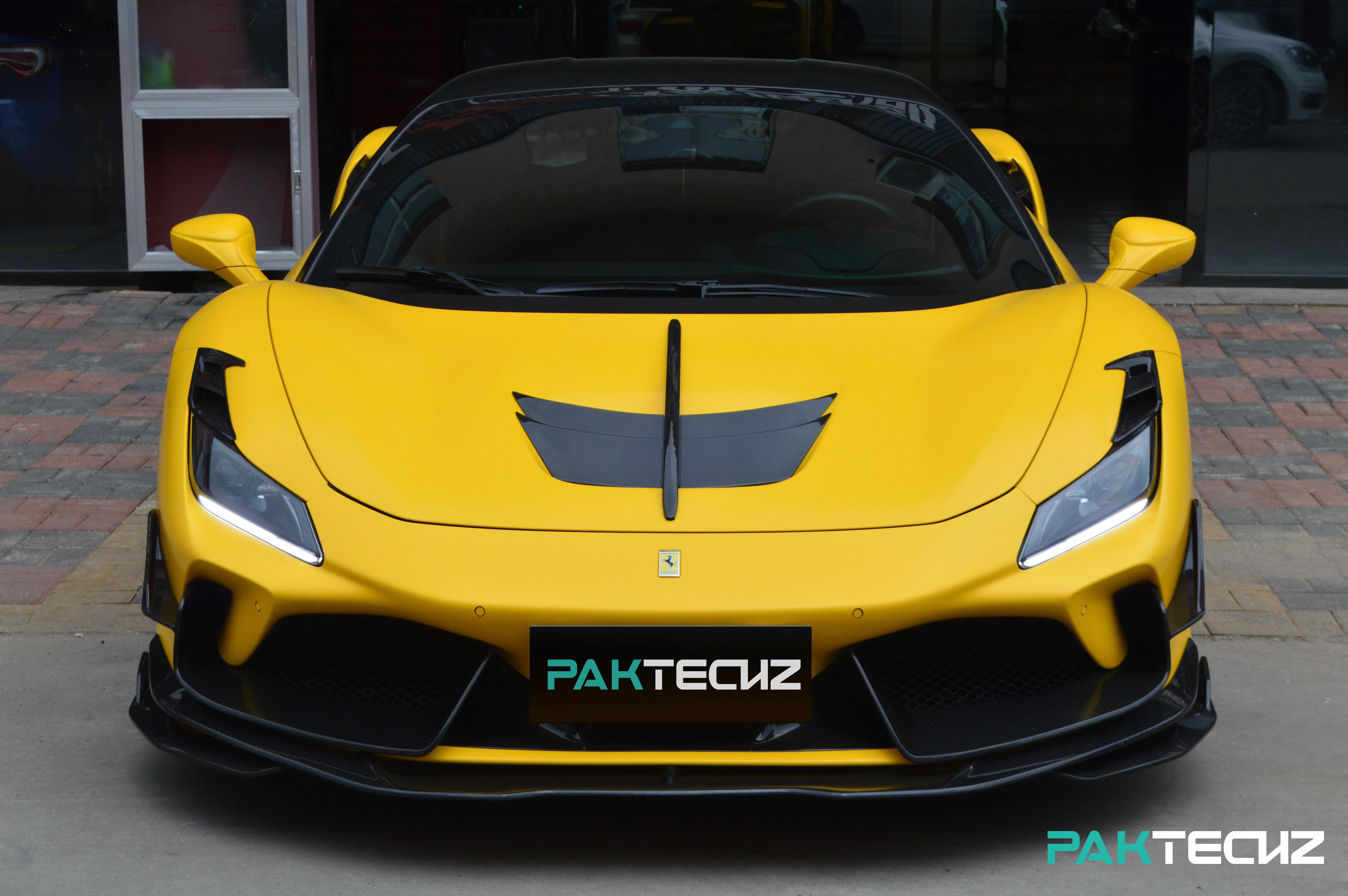 Ferrari F8 Paktechz Full Dry Carbon Aerodynamics kit - Image 13