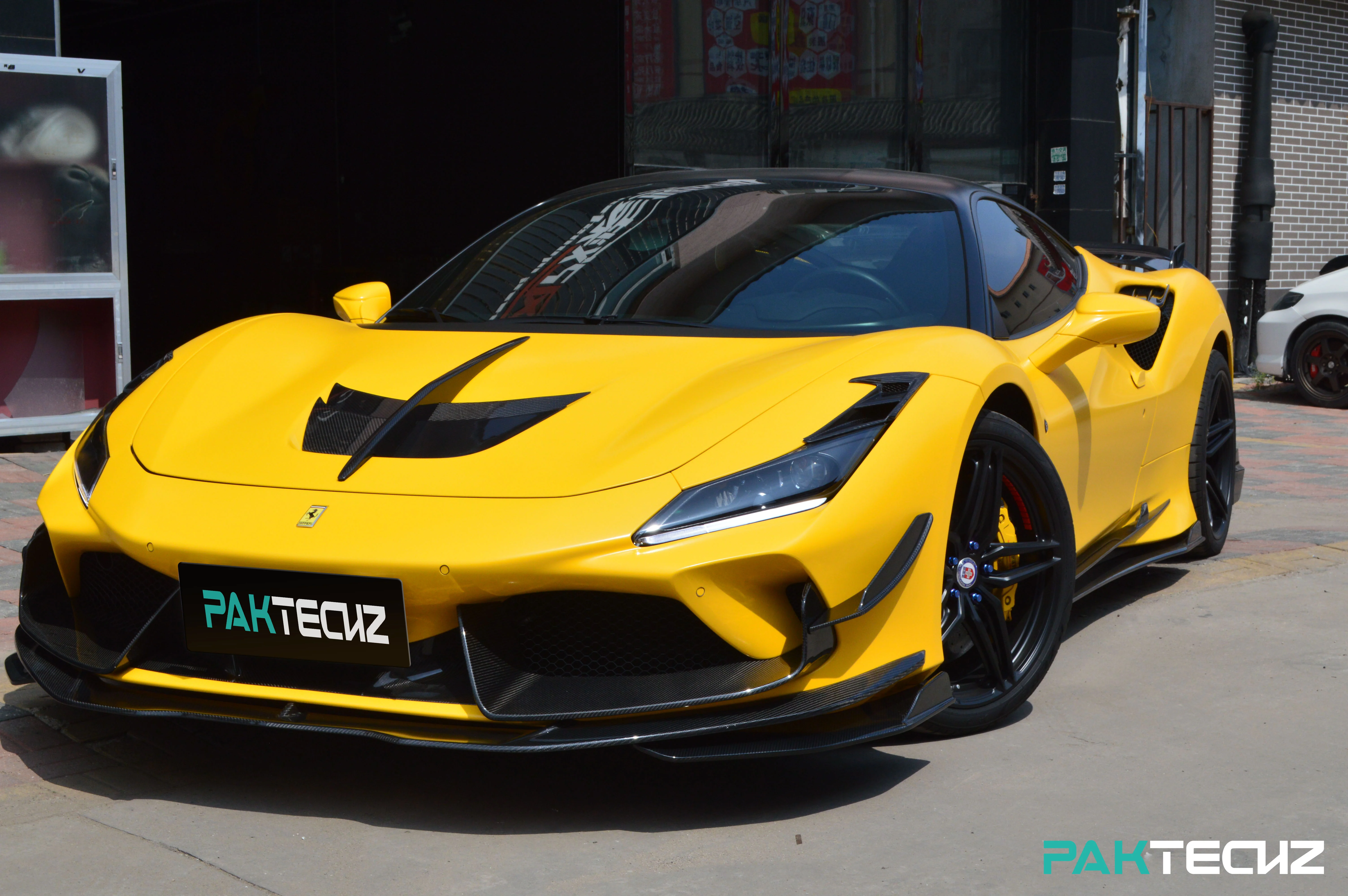 Ferrari F8 Paktechz Full Dry Carbon Aerodynamics kit - Image 4