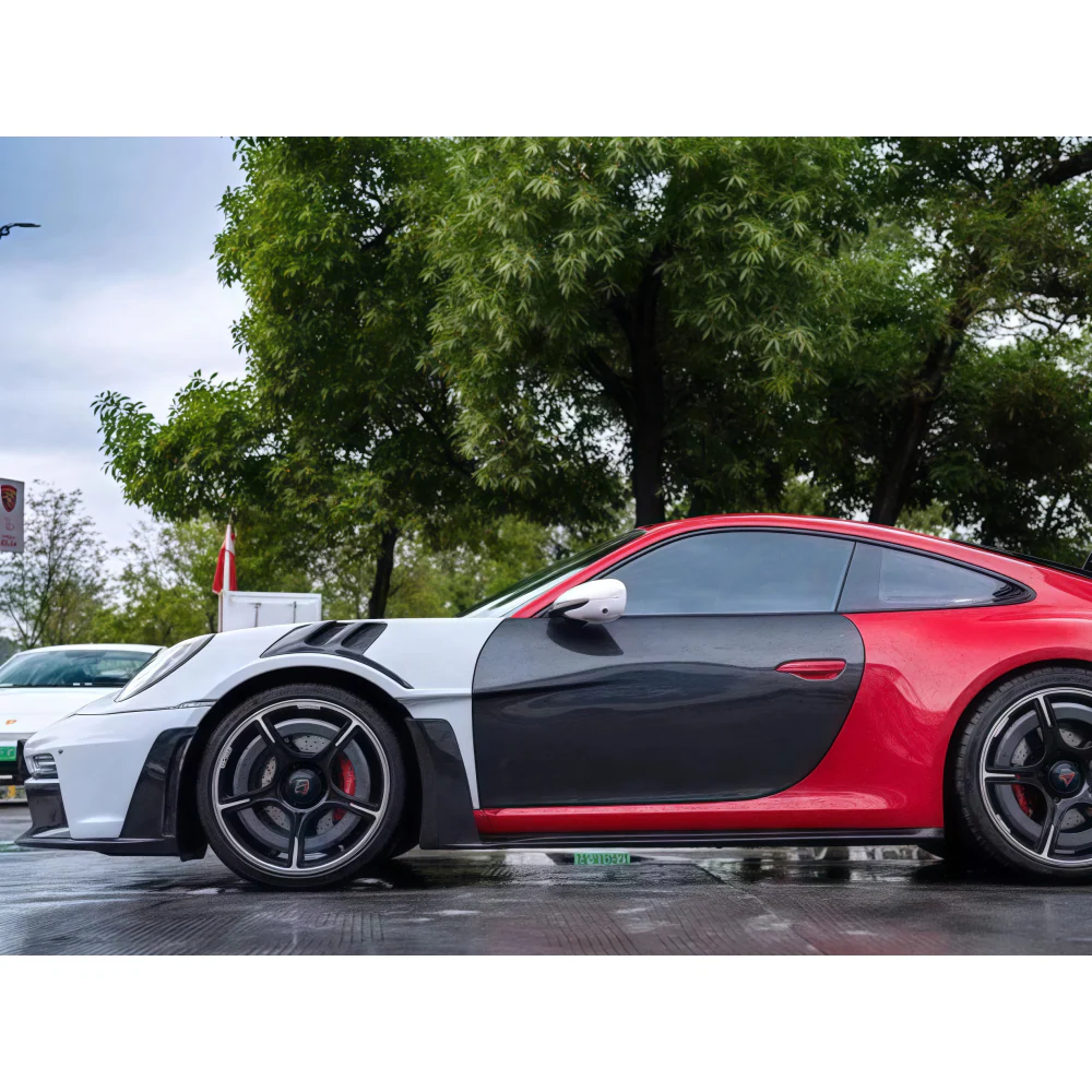 Porsche 911 992.1 Upgrade to GT3 RS Full PP Polypropylene + Dry-Carbon Fibre Conversion Kit - Image 17