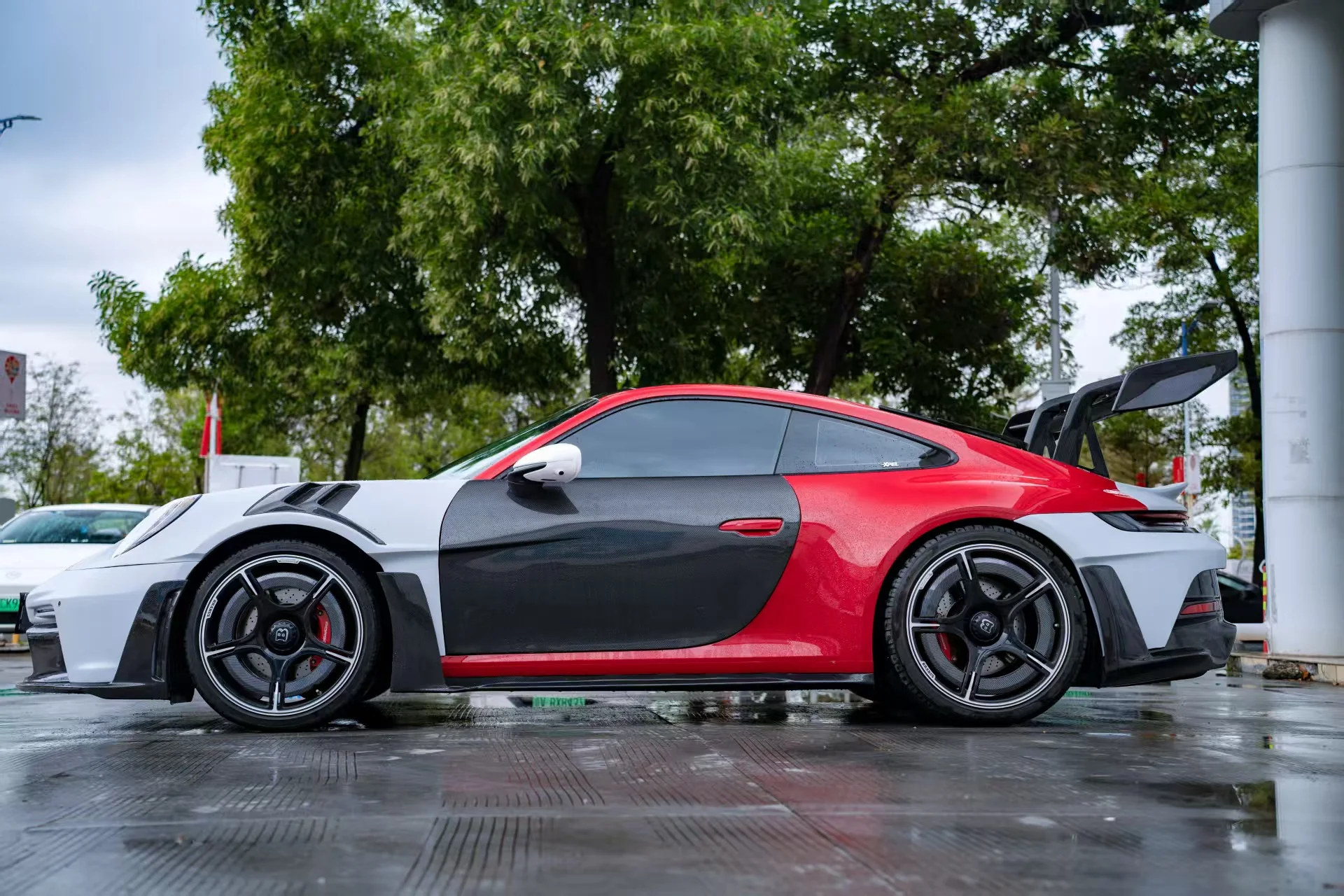Porsche 911 992.1 Upgrade to GT3 RS Full PP Polypropylene + Dry-Carbon Fibre Conversion Kit - Image 4
