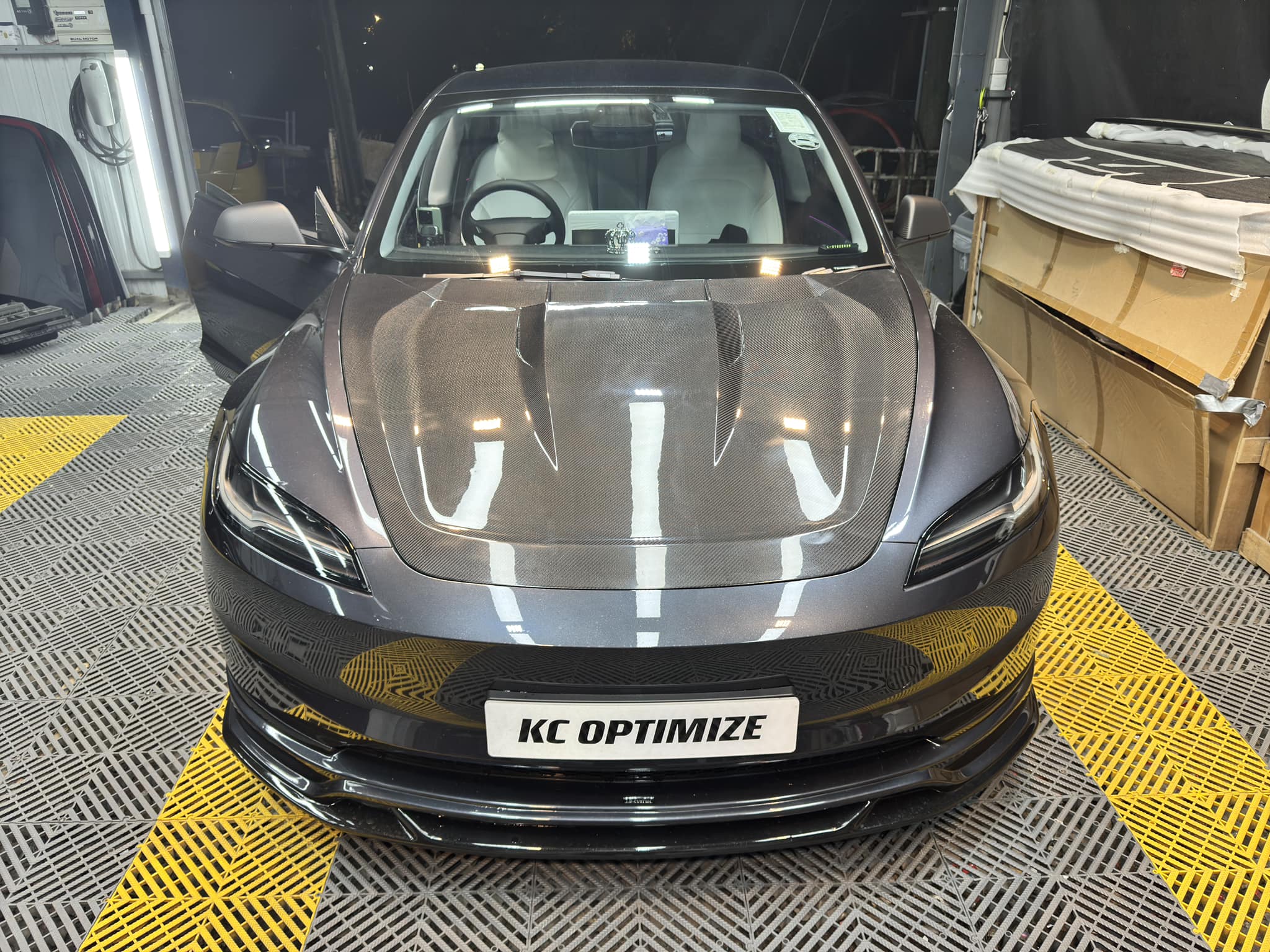 Robot Craftsman Tesla Model 3 Highland Bonnet / Hood - Image 15
