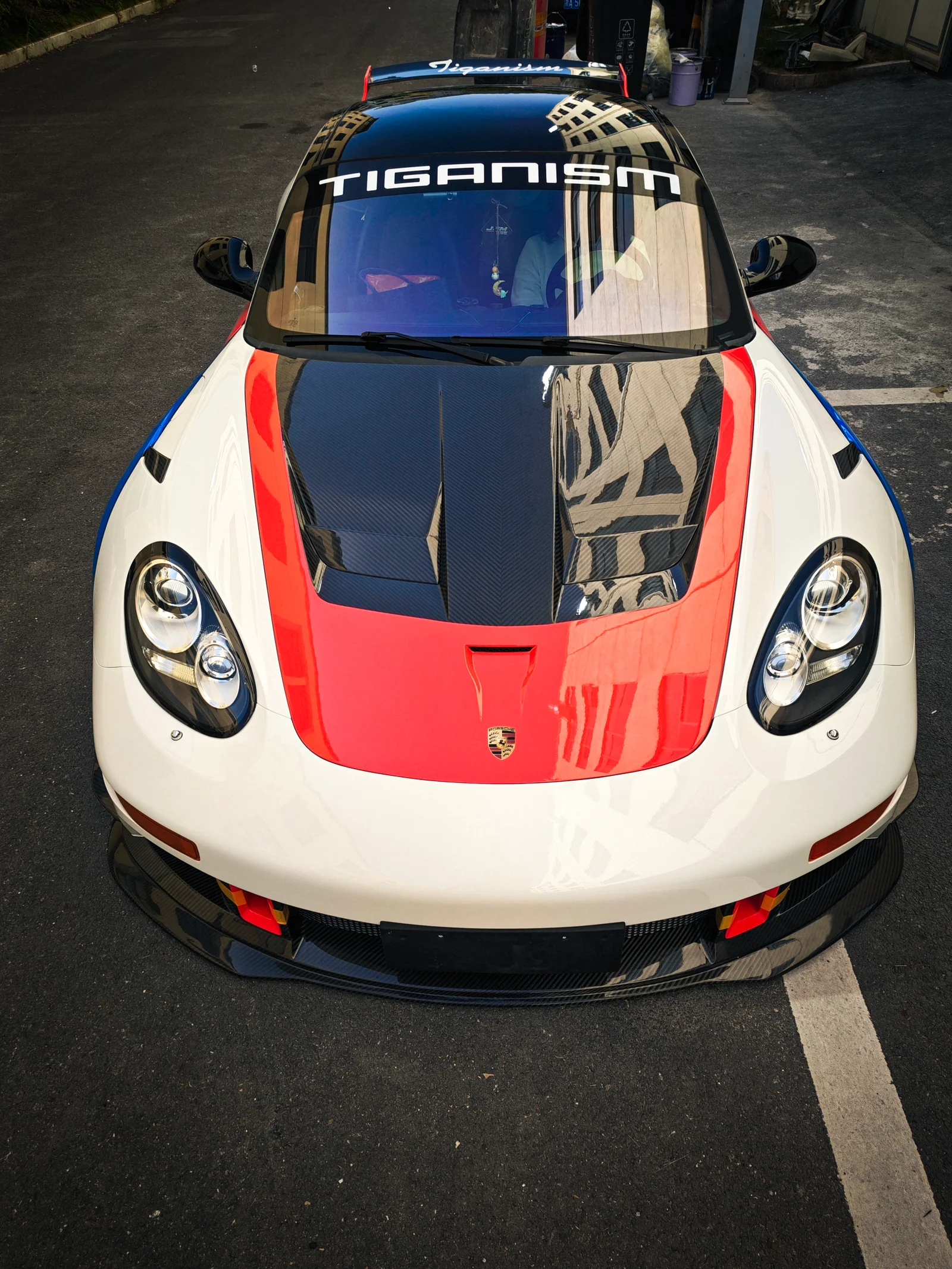 Robot Porsche 987.2 (2009–2012) Cayman / Boxter FRP & Partial Carbon Bonnet - Image 4