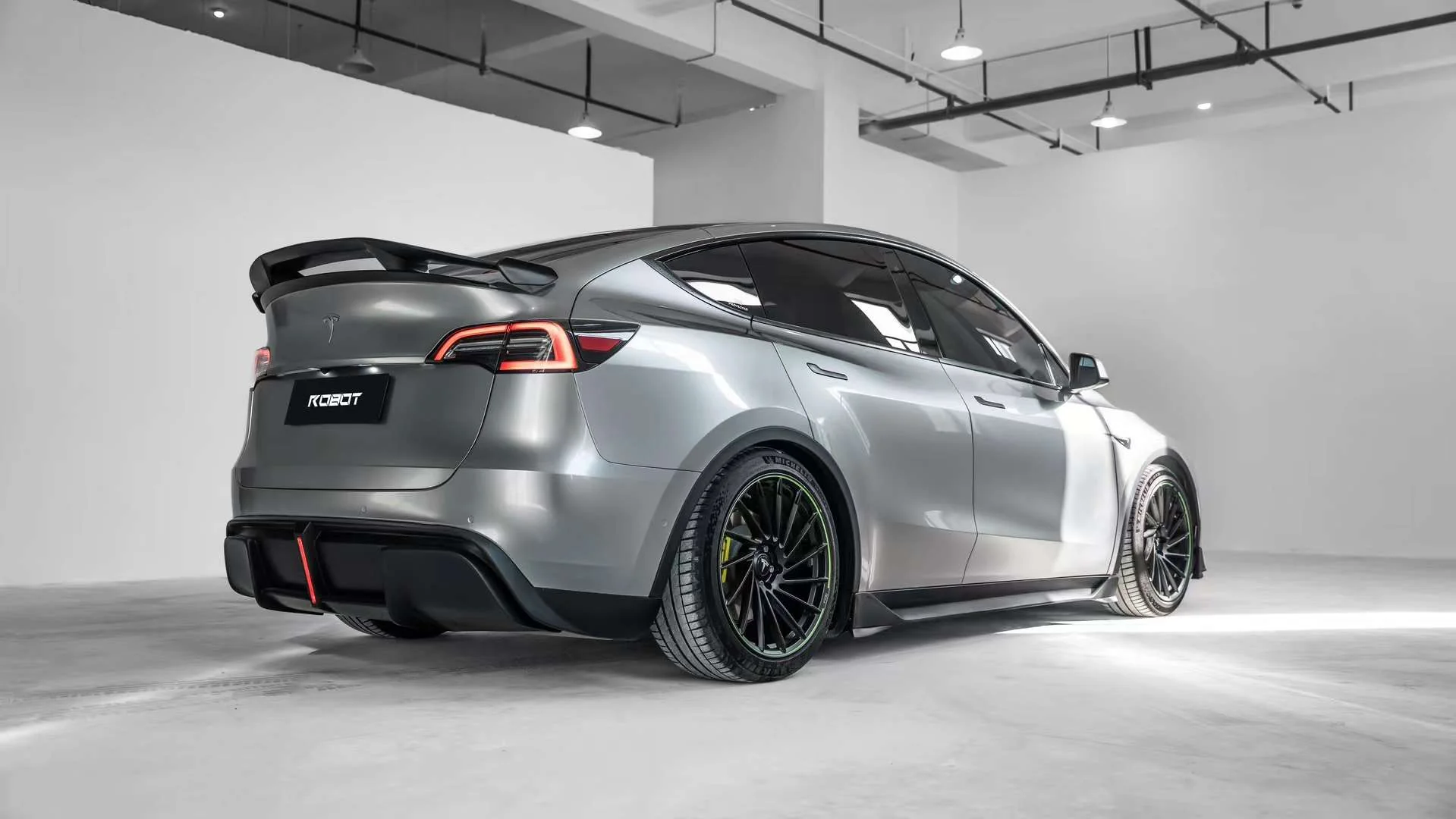 Robot Tesla Model Y Narrow Bodykit "Hydrogen" - Image 6