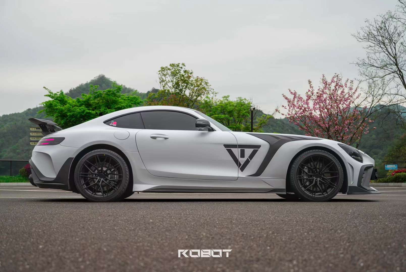 Robot Works Mercedes AMG GT Spoiler - Image 12