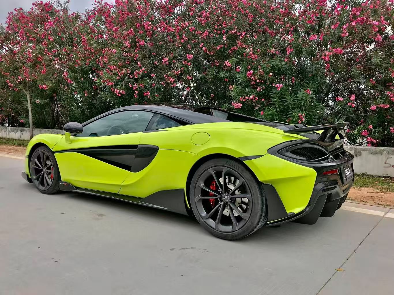 SD Carbon 600LT Conversion Body Kit for McLaren 540C 570S Full Prepreg / Dry Carbon - Image 38